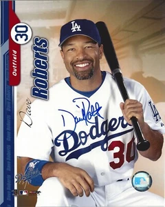 Dave Roberts Autographed 8x10 Los Angeles Dodgers Free Shipping B132 - Picture 1 of 1