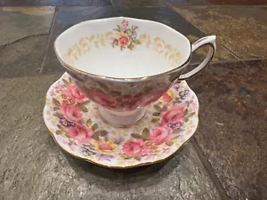 Royal Albert Serena Pink Roses Fine Bone China Teacup & Saucer - Picture 1 of 8