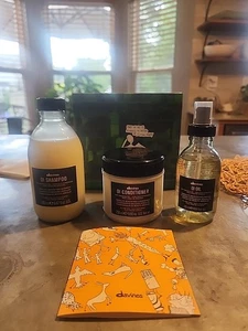 Pacchetto di 3: Davines OI Shampoo 9,47 fl oz, balsamo 8,8 fl oz e olio ~ nuovo - Foto 1 di 5