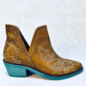 Southern Fried Chics Western Ankle Boots Leather Brown Cowgirl 6.5 NWOT - Picture 1 of 8