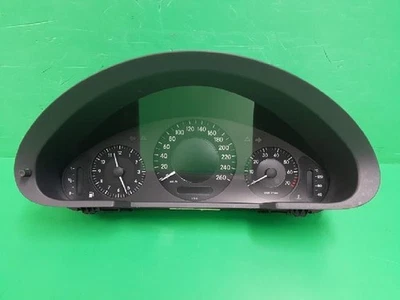 Mercedes-Benz E200 2006 grupos de instrumentos 2115401548 Foto 1 de 4