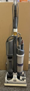 Dyson DC03i Upright Bagless Vacuum Cleaner with Attachments Used Working - Picture 1 of 10