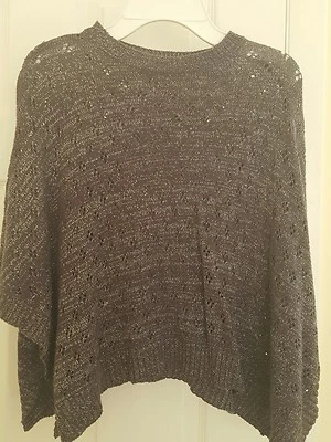 Suéter poncho plateado DKNY para niñas talla S Foto 1 de 2