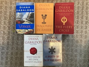 7 Paperback Books by Diana Gabaldon from the Outlander series #1-6 8 - Picture 1 of 3