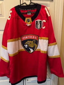 Camiseta deportiva roja local Aleksander Barkov grande Florida Panthers Stanley Cup 2025 - Imagen 1 de 5