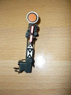 Märklin HO Mast kpl. für Vorsignal 7038 - Bild 1 von 2