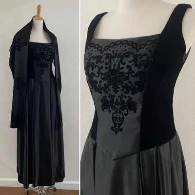 Maxi Vestido De Colección Años 90/Y2K Estilo Renacentista Satinado/Terciopelo Negro Gótico Baile de graduación Fiesta Pequeño Foto 1 de 4