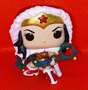 Funko DC Comics 2023 Calendario dell'Avvento Pan di Zenzero Wonder Woman Mini 1,5" Figura 2 - Foto 1 di 4