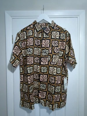 Billabong A/D Coral Gardens Short Sleeve Tiki Reef Shirt for Men - Size M - Image 1 of 4