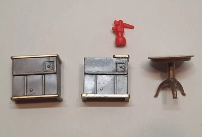 Dollhouse Miniature - 1:48 scale Kitchen Set - 4 piece, plastic - Image 1 of 2