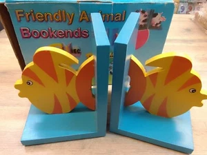 CHILDRENS WOODEN BOOKENDS TROPICAL FISH DESIGN BOXED - Picture 1 of 2