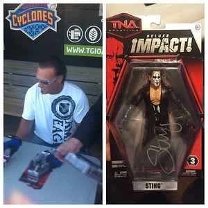AUTOGRAPHED IMPACT STING FIGURE - Picture 1 of 3