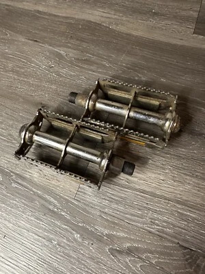 Pedales de plataforma para bicicleta de carretera KKT RT-SF 9/16" acero Foto 1 de 4