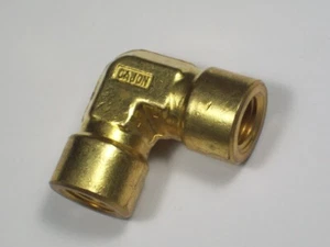 1 - Cajon Swagelok Brass Pipe Elbow Fitting, 1/4" NPT,   B-4-E - Picture 1 of 2