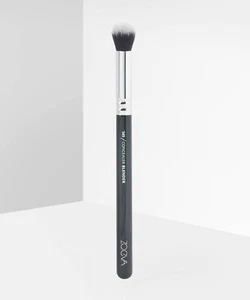 ZOEVA 145 CONCEALER BLENDER BRUSH Suitable For Vegans NEW - Picture 1 of 3
