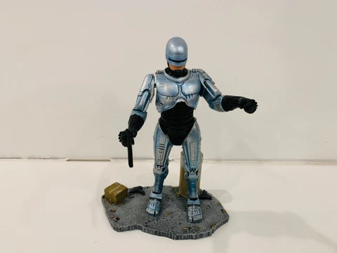 Robocop McFarlane Movie Maniacs Series 7 Action Figure Complete 2004 AS IS Cover