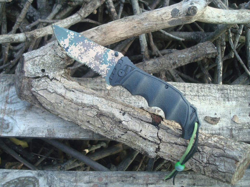 Navaja de bolsillo plegable asistida Mtech M-A1039DM Marines de Estados Unidos Foto 1 de 3