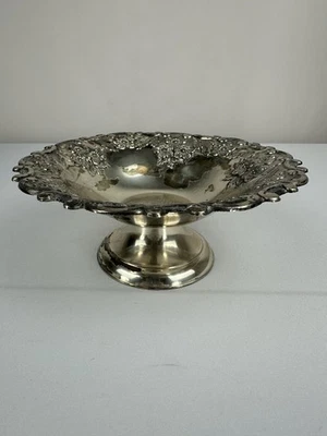 Vintage Floral Ornate Silverplated Dish w/Pedestal. - Image 1 of 4