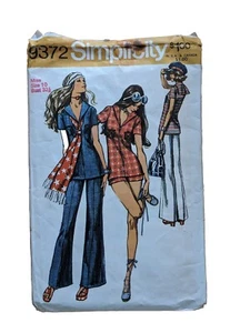 Vtg 70's Simplicity 9372 SAILOR COLLAR TOP & SHORTS Sewing Pattern Woman Sz 10 - Picture 1 of 2