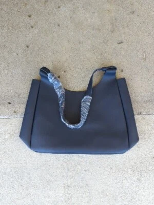 Neiman Marcus Faux Vegan Leather Navy Blue Hobo Shoulder Hobo Bag LL - Image 1 of 4