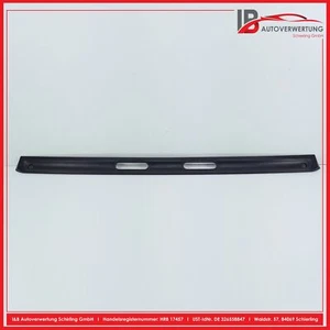 MERCEDES BENZ STUFENHECK W124 260 E Griffleiste Heckdeckelgriff 1247500093 - Picture 1 of 5