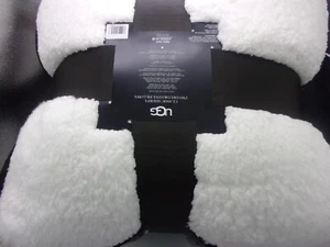UGG Classic Sherpa Ultra Soft 2 PACK Toss Pillows Off Black 20" x 20" - Picture 1 of 2