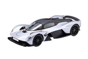 Maisto 2022 Aston Martin Valkyrie Silver and Matte Black 1:18 31465 - Picture 1 of 4