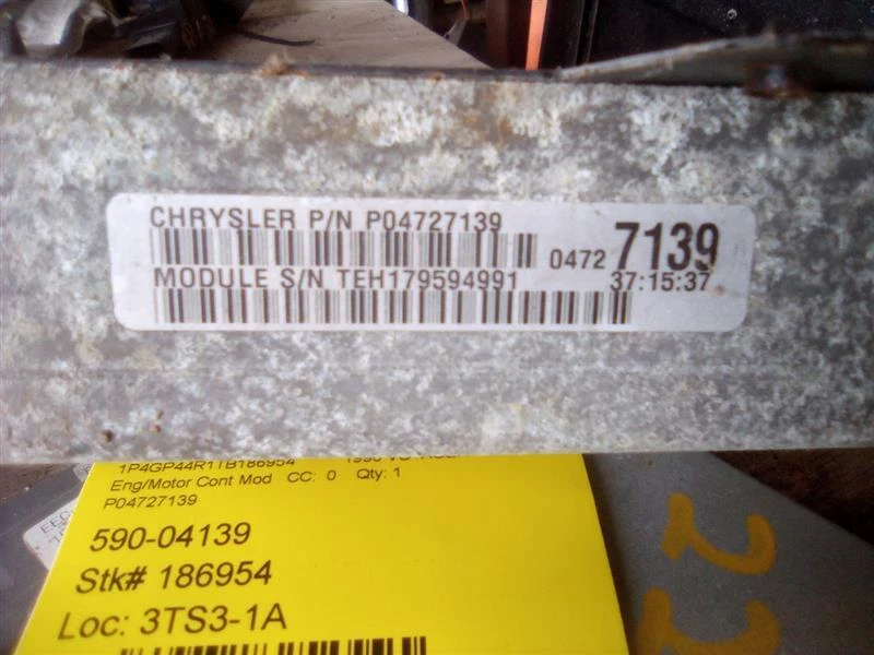 Módulo de control electrónico motor ECM guardabarros izquierdo compatible con 96 CARAVANA 662052 Foto 1 de 1