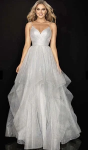 Terani Couture Rendered Gray/ Silver Tiered Gown/Dress- Sz-4~ Beautiful~ - Picture 1 of 12