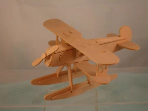 4" TALL WATERPLANE 27 pcs. 3D Woodcraft Puzzle - Picture 1 of 3