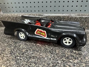 Vintage 1974 Mego Batman Batmobile Black Toy Car Crack On One Side - Picture 1 of 6