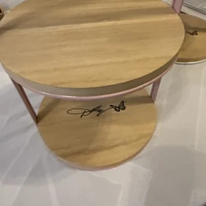 New Pink Dolly Parton Wood 2 Tier Tray Viral Shelf Server Trending OG HTF…. - Picture 1 of 12