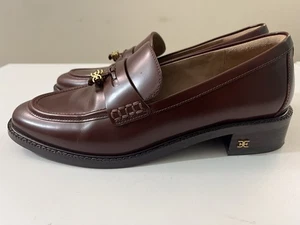 Mocasín Sam Edelman 'Denise' Cuero Marrón Sin Cordones Borla Logo Dorado Acento Talla 7.5 - Imagen 1 de 17