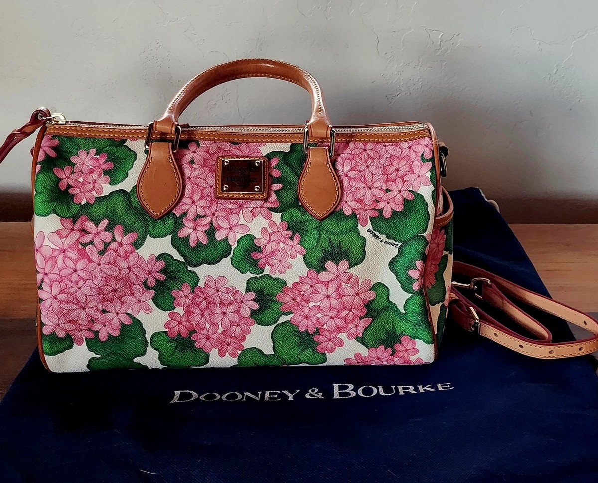 Dooney & Bourke ハンドバッグ 緑 中型 レザー　レトロ感 DBVO22DooneyDover4.jpg