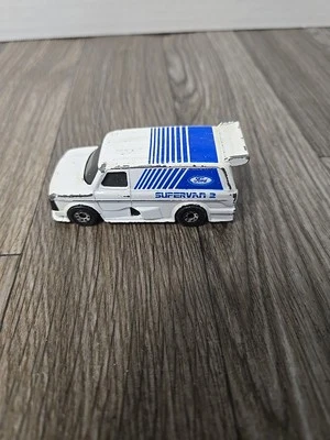 Matchbox MB72 Ford Super Van II 2 белый синий 1985 литой 1:62 - Изображение 1 из 4