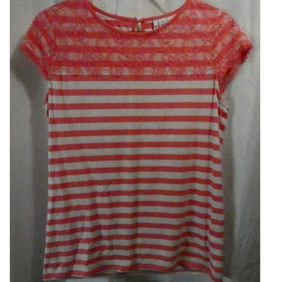 Camisa mediana para mujer Elle mezclada rosa/marfil encaje rayas  Foto 1 de 4