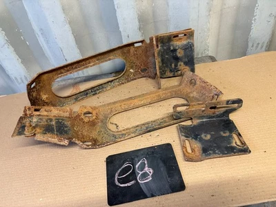 1987 90 1991 Ford F150 F250 F350 Bronco Bricknose juego de soportes de parachoques delantero OEM Foto 1 de 4