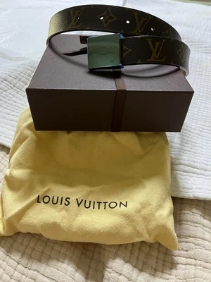 Cinto Louis Vuitton novo na caixa 28" XS - Imagem 1 de 4