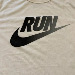 Nike Run Dry Fit Medium White Tee Shirt Looks Small Probably Women’s  - Picture 1 of 3