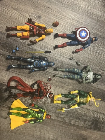 LOT OF (7) LOOSE MARVEL Legends Captain America, Daredevil, Loki, Iron Man Etc Cover