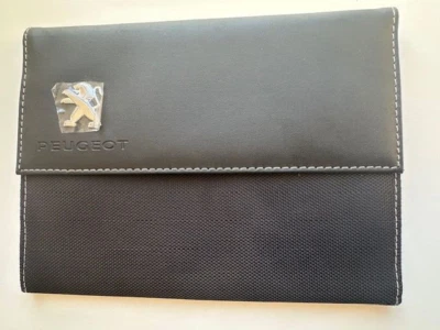 PEUGEOT 508 de 2023 à 2025  Notices d'Utilisation et Pochette Simili Cuir Noire - Photo 1/4