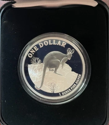 2010  1oz .999 Silver $1 Kangaroo Proof, in original RAM Case - Image 1 of 2