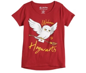 New With Tags Girls Harry Potter Welcome Hogwarts Graphic Tee Multi Size - Picture 1 of 3