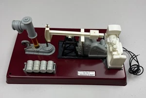 Vintage Lionel 6-12912 Lionelville Operating Pumping Station w/ Packaging Works - Picture 1 of 8