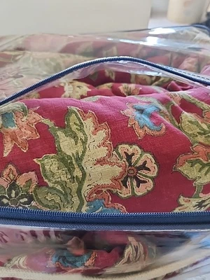 NWT CHAPS Ralph Lauren Annabelle Queen Comforter and Pillow Sham Set 100% Cotton - Image 1 of 4