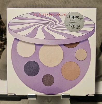 Clinique Eye Shadow Pallet New In Box - Image 1 of 4