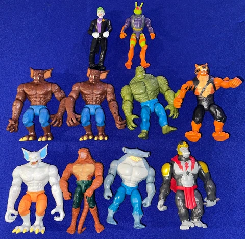LOT-(10) Batman VILLIAN FIGURE Spin Master DC Comic Universe Man Bat/Joker/Shark Cover