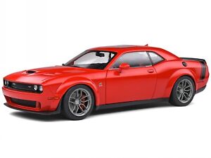 Dodge Challenger R/T scat pack widebody2020 red diecast model car Solido 1:18