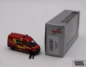 Herpa Mercedes Sprinter 13 "Berufsfeuerwehr Stuttgart" Nr. 954563 1:87 /HN2943 - Bild 1 von 1