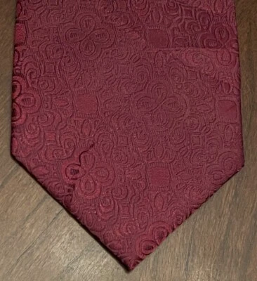Steve Harvey Celebrity Edition Burgundy Polyester Men’s Neck Tie Made In China - Image 1 of 4